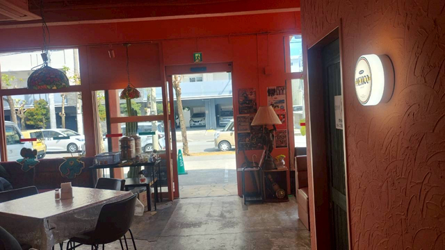 沖縄タコス専門店メキシコ北谷店店内1